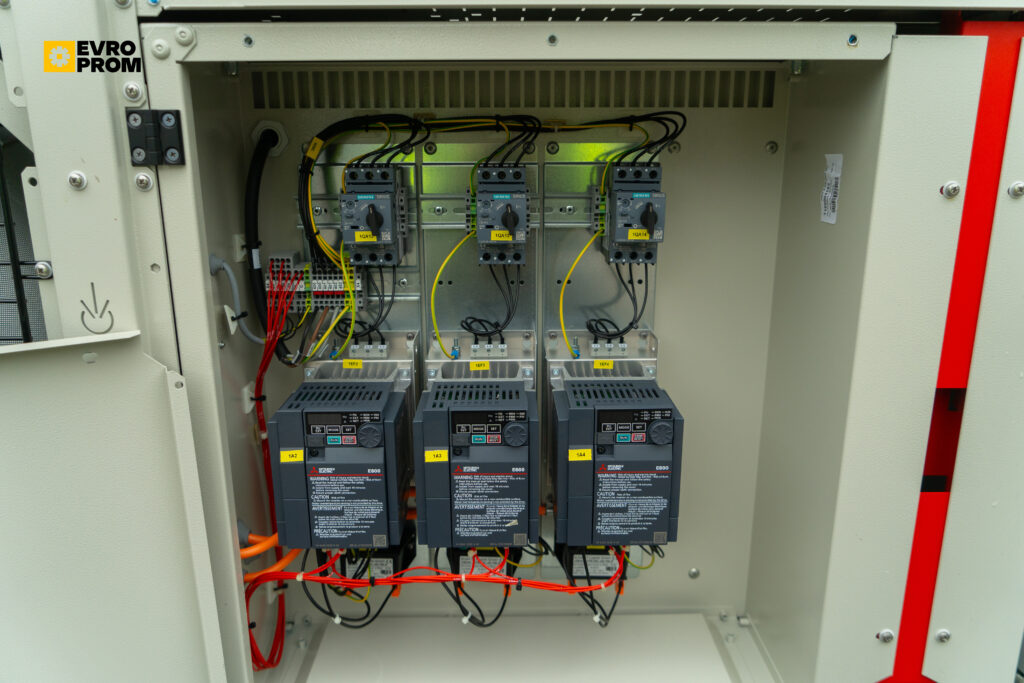 Чіллер CLIMAVENETA MECH IS G07 0092 90.2 кВт