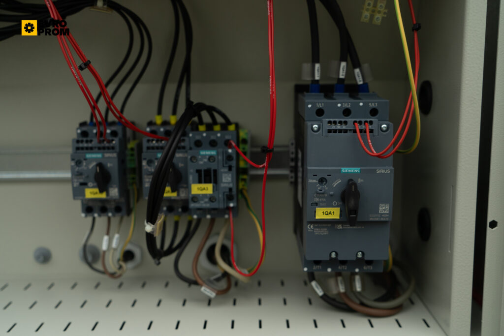 Чіллер CLIMAVENETA MECH IS G07 0092 90.2 кВт