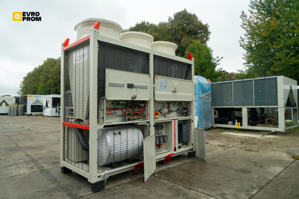 Чіллер CLIMAVENETA MECH IS G07 0092 90.2 кВт