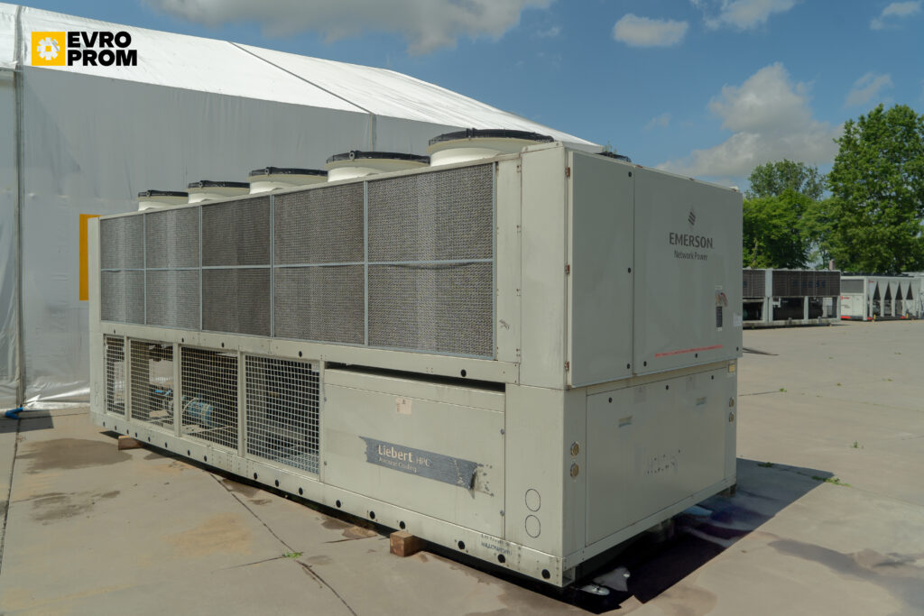 Чиллер Emerson SLS 054011013100F1 482 кВт