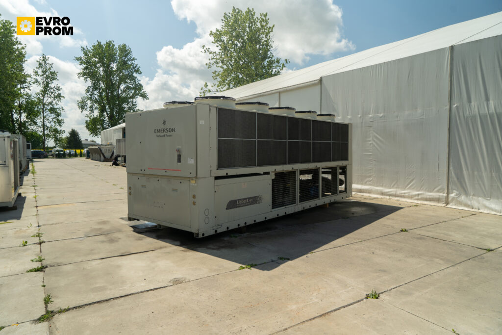 Чиллер Emerson SLS 054011013100F1 482 кВт