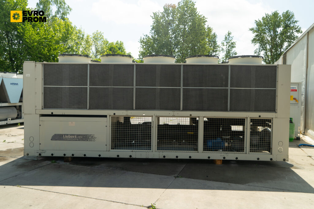 Чиллер Emerson SLS 054011013100F1 482 кВт