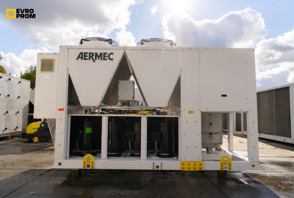 Kaltwassersatz AERMEC NRB0800 L 217 KW
