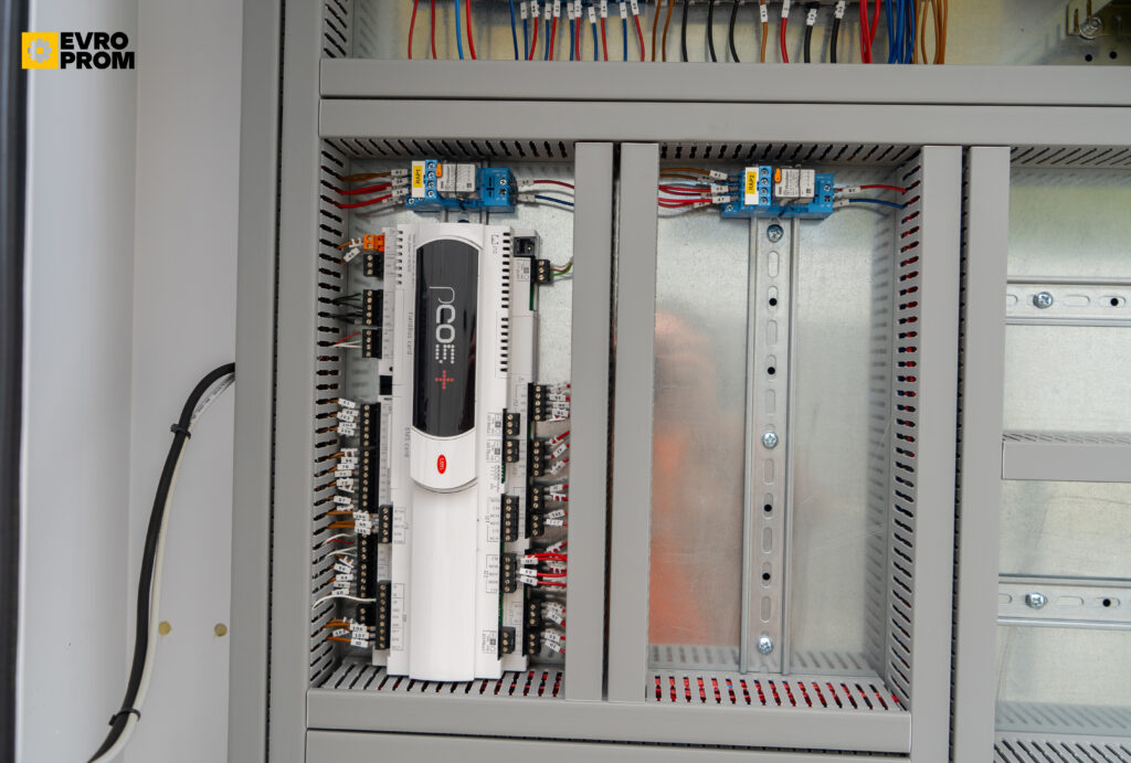 Kaltwassersatz AERMEC NRB0800 L 217 KW