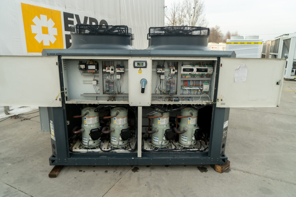 Чиллер TRANE CGAX 046 LN 129 кВт