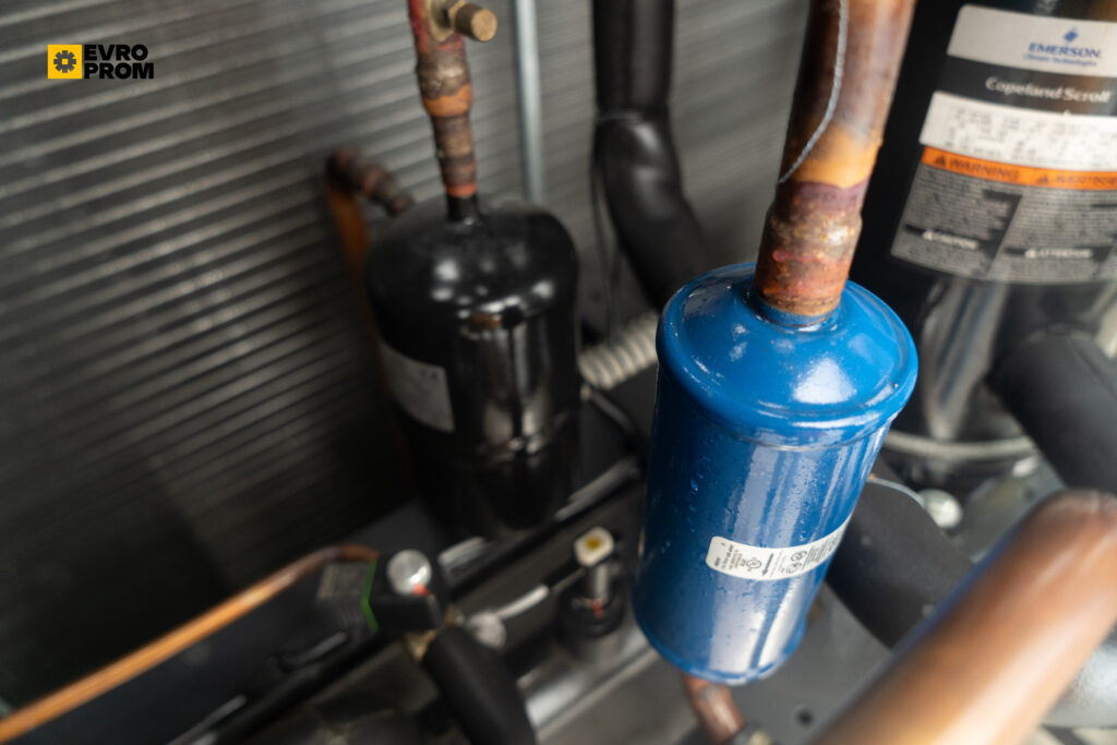Kaltwassersatz TECHNOTRANS OMEGA K 400L 55 KW