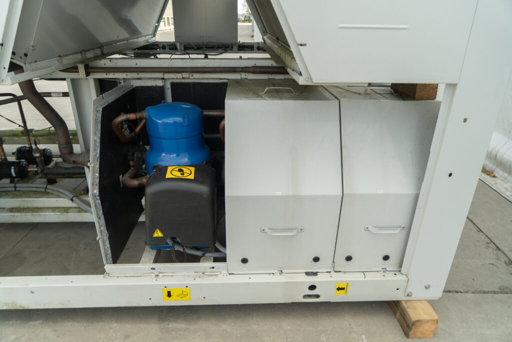 Kaltwassersatz CARRIER 30 RBP 330 0021 PE 330 KW