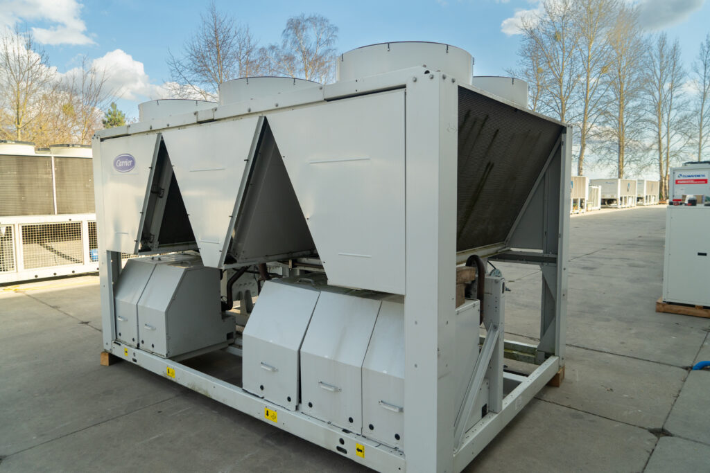 Kaltwassersatz CARRIER 30 RBP 330 0021 PE 330 KW