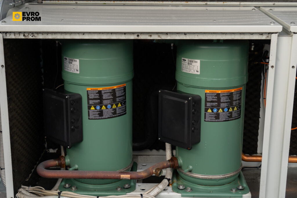 Aircooled chiller RHOSS WINPACK SE TCAESY 2110 102.5 KW