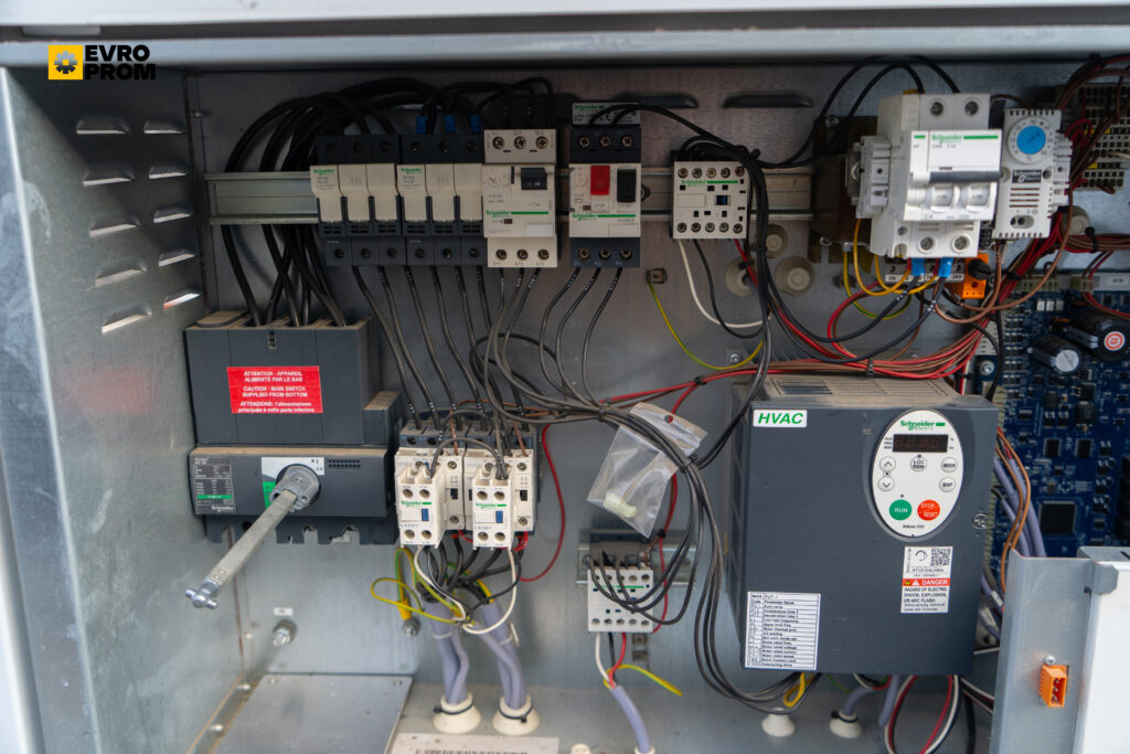 Kaltwassersatz CARRIER RBSY045B0023 PE 44 KW