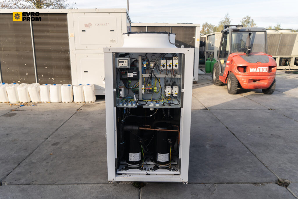 Aircooled chiller AERMEC ANL152 A Y 33.7 KW