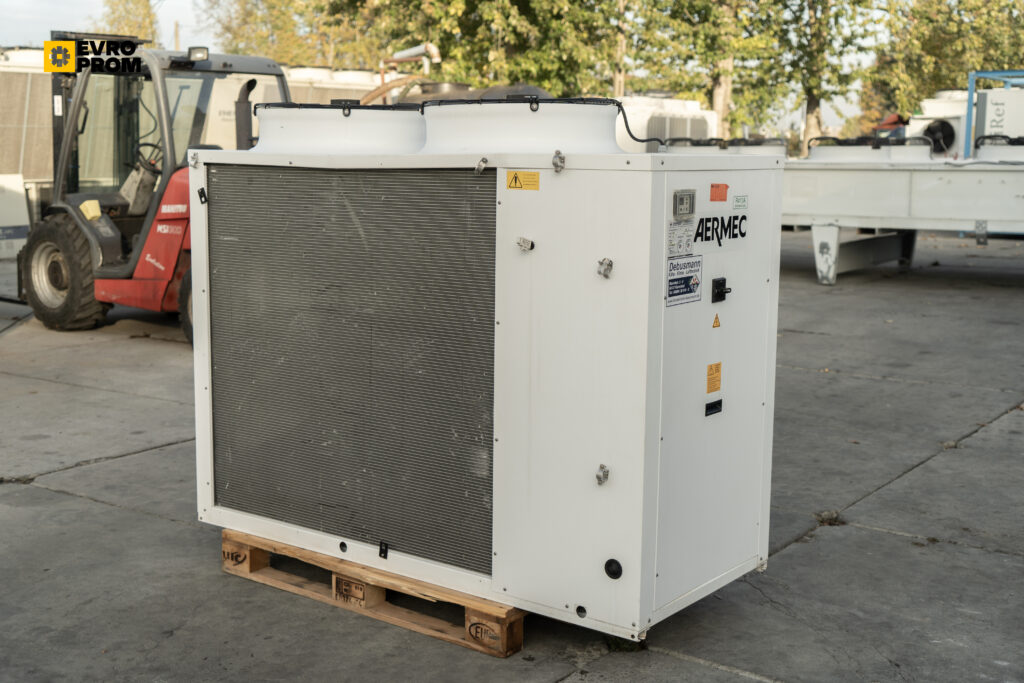 Aircooled chiller AERMEC ANL152 A Y 33.7 KW