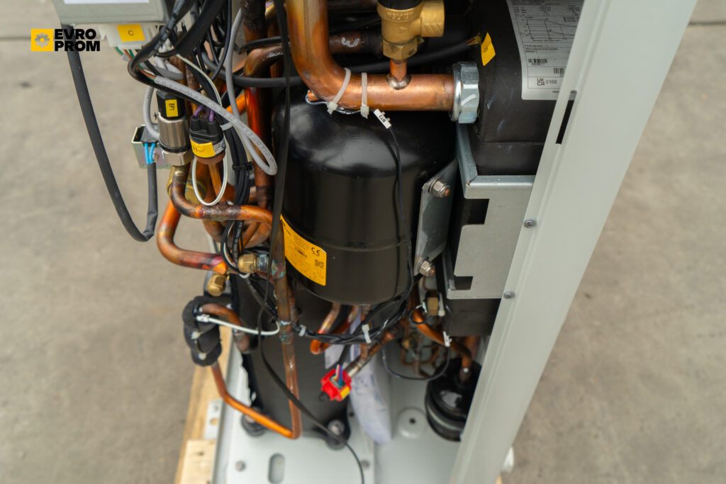 Чиллер/Тепловой насос CLIMAVENETA MEHP IB G07 15Y 13.5 кВт/15.3 кВт