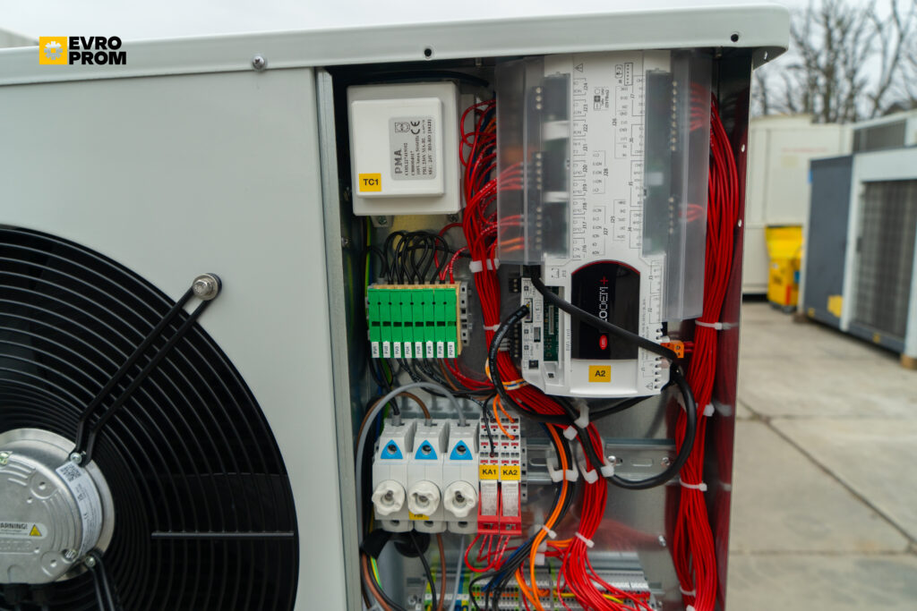 Чиллер/Тепловой насос CLIMAVENETA MEHP IB G07 15Y 13.5 кВт/15.3 кВт