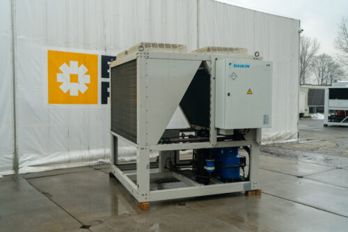Чиллер/Тепловой насос DAIKIN EWYQ080 DAYN 77 кВт/87 кВт