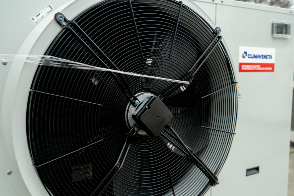 Чиллер/Тепловой насос Climaveneta I BX N 025T HANRV 24.7 кВт/26.1 кВт
