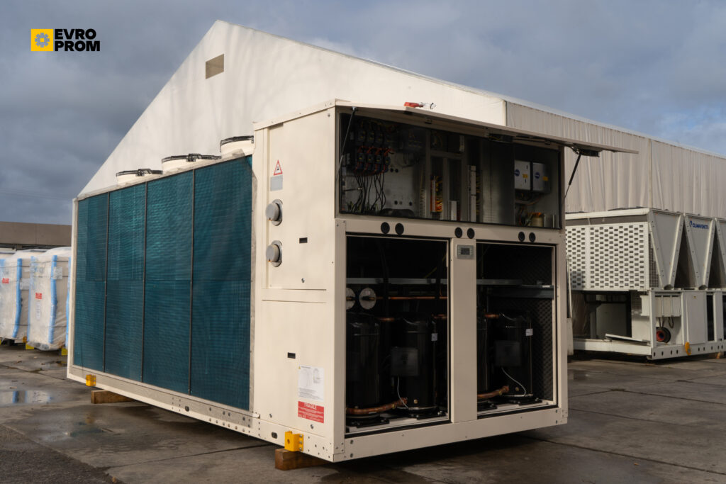 Aircooled chiller CLIVET WSAT XEM 120.4 330.4 KW