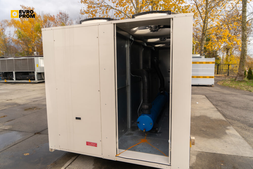 Aircooled chiller CLIVET WSAT XEM 120.4 330.4 KW