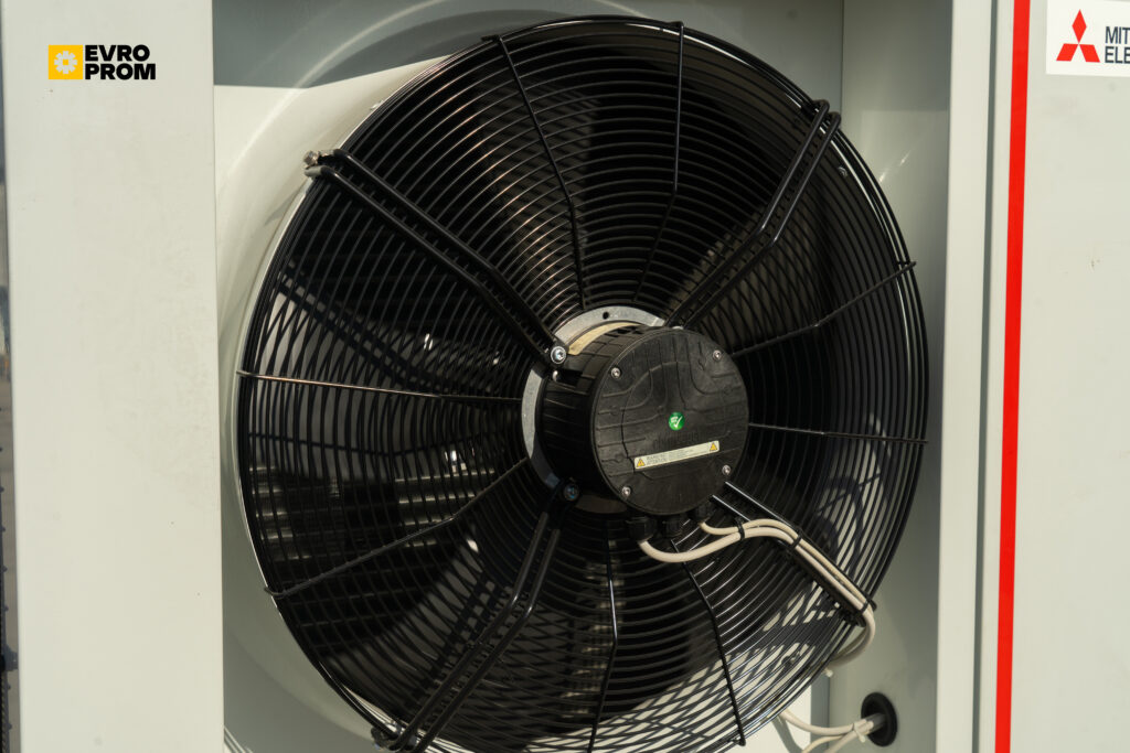Чіллер CLIMAVENETA MECH IB G07/S 27Y 27.7 кВт
