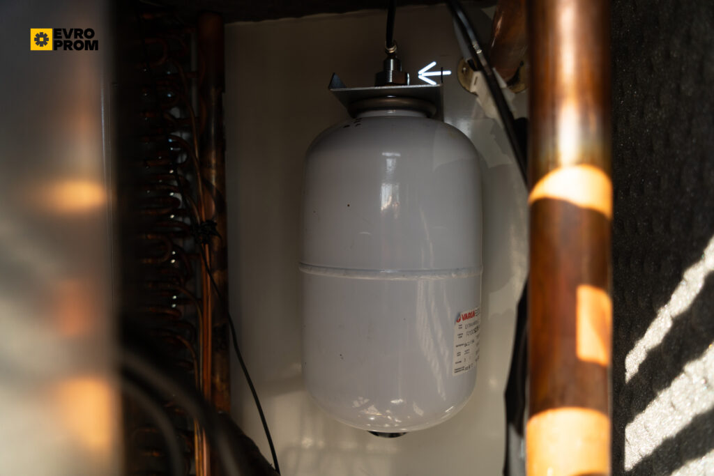 Чіллер/Тепловий насос CLIMAVENETA MEHP IB G07 S 27Y 25.85 кВт/27.23 кВт