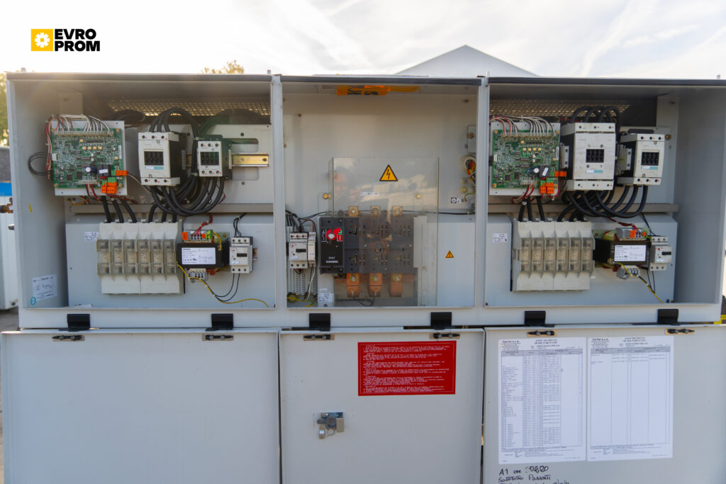 Watercooled chiller CARRIER 30HXC110 A0377 PEE 374 kW