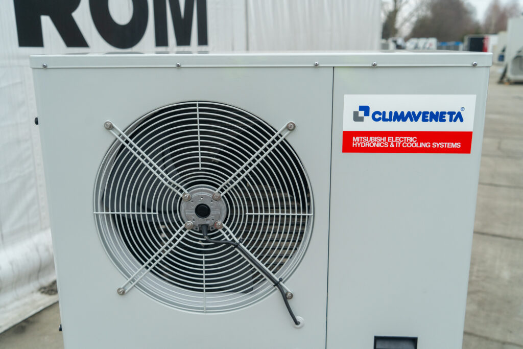 Aircooled chiller Climaveneta I-BX 013T HARV 13.3 kW