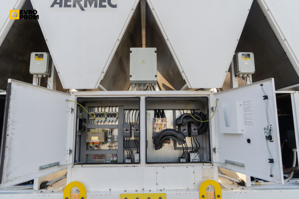 Чіллер AERMEC NRB1400 EDDP6E0 404 кВт