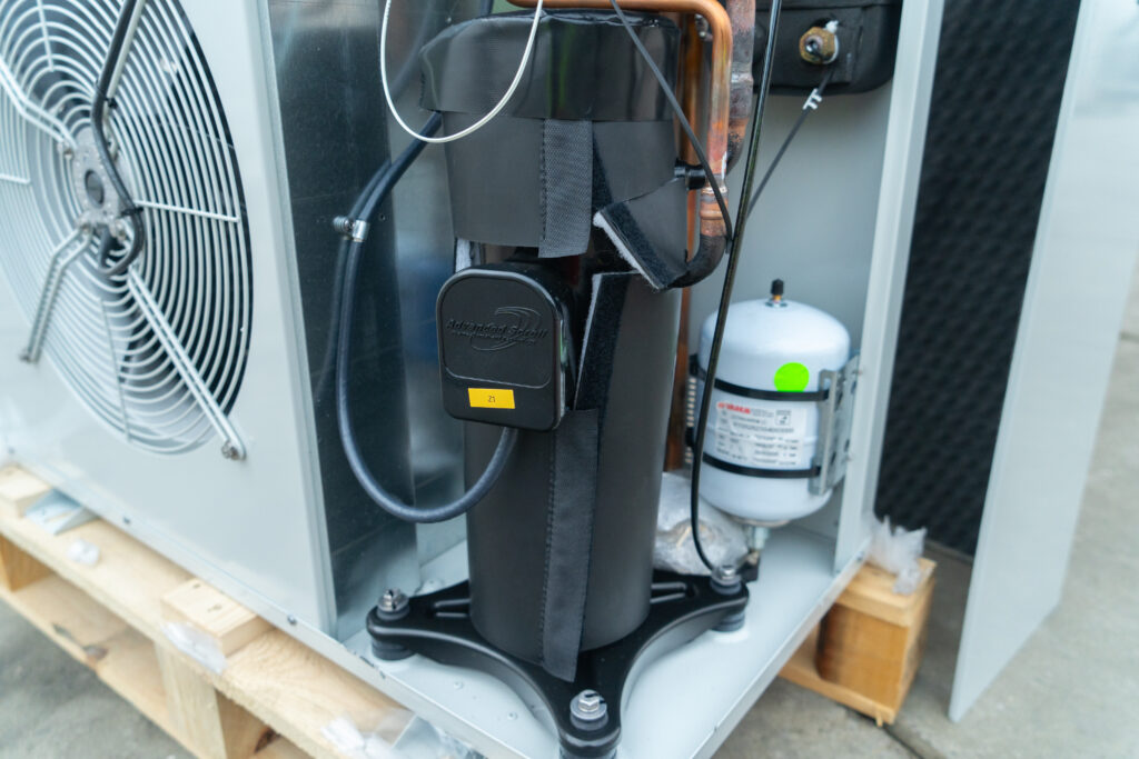 Чиллер Climaveneta I-BX 015T HARV 15.4 кВт