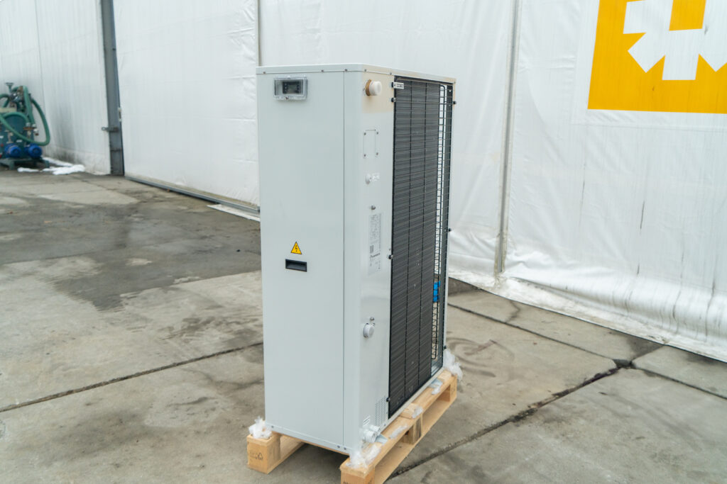 Чиллер Climaveneta I-BX 015T HARV 15.4 кВт