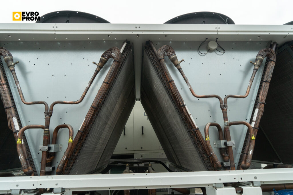 Aircooled chiller/Heat pump LENNOX GAH370DP2M 366 kW/349.9 kW