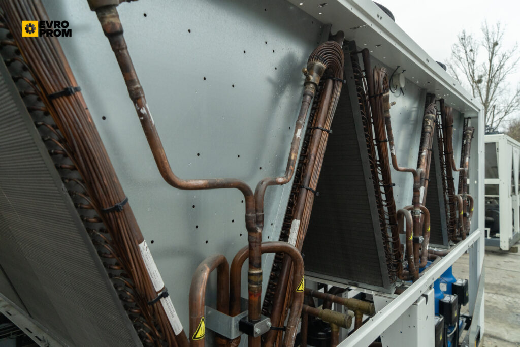 Aircooled chiller/Heat pump LENNOX GAH370DP2M 366 kW/349.9 kW