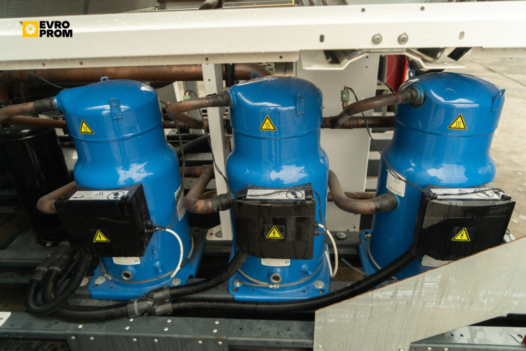 Aircooled chiller/Heat pump LENNOX GAH370DP2M 366 kW/349.9 kW