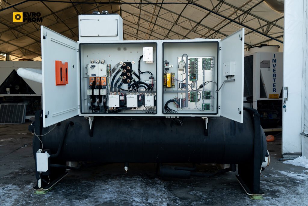 Kaltwassersatz TRANE RTHD 300 SE 1055 kW