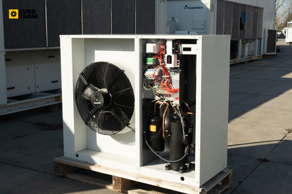 Aircooled chiller CLIMAVENETA MECH IB G07/S 23Y 21.1 kW