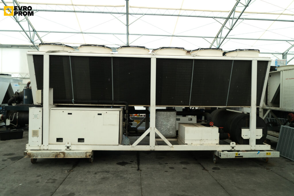 Aircooled chiller/Heat pump Systemair AQWH 2406 HP 601.9 kW / 702 kW
