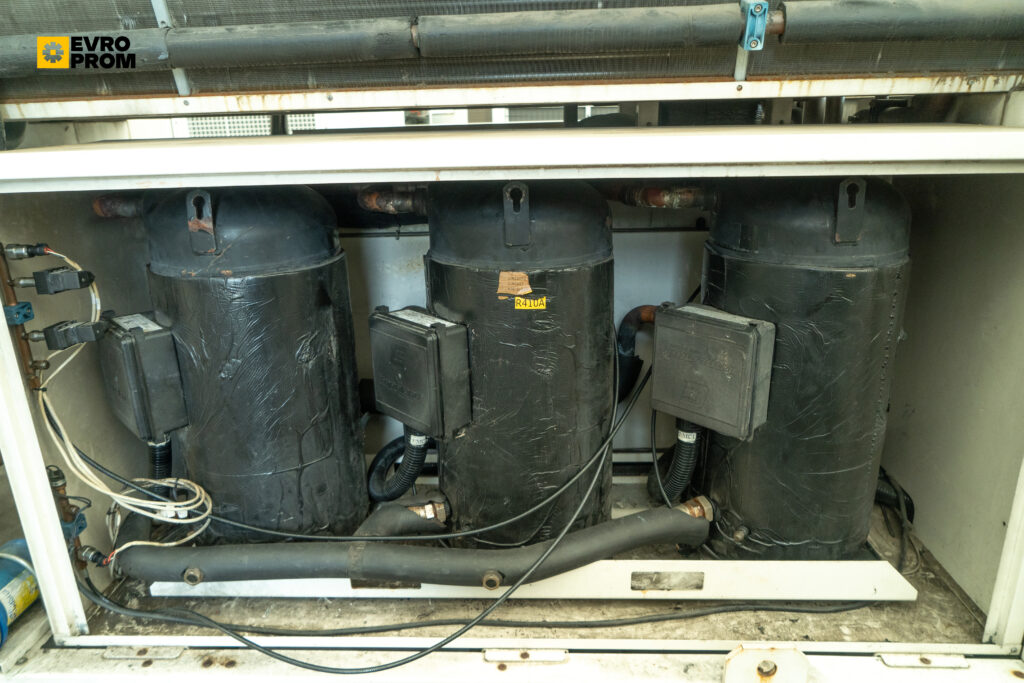 Aircooled chiller/Heat pump Systemair AQWH 2406 HP 601.9 kW / 702 kW