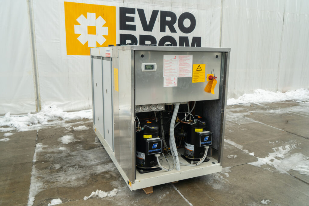 Чиллер/Тепловой насос  Climaveneta AWR HT D LN CA E 0152 44.5 кВт/50.4 кВт
