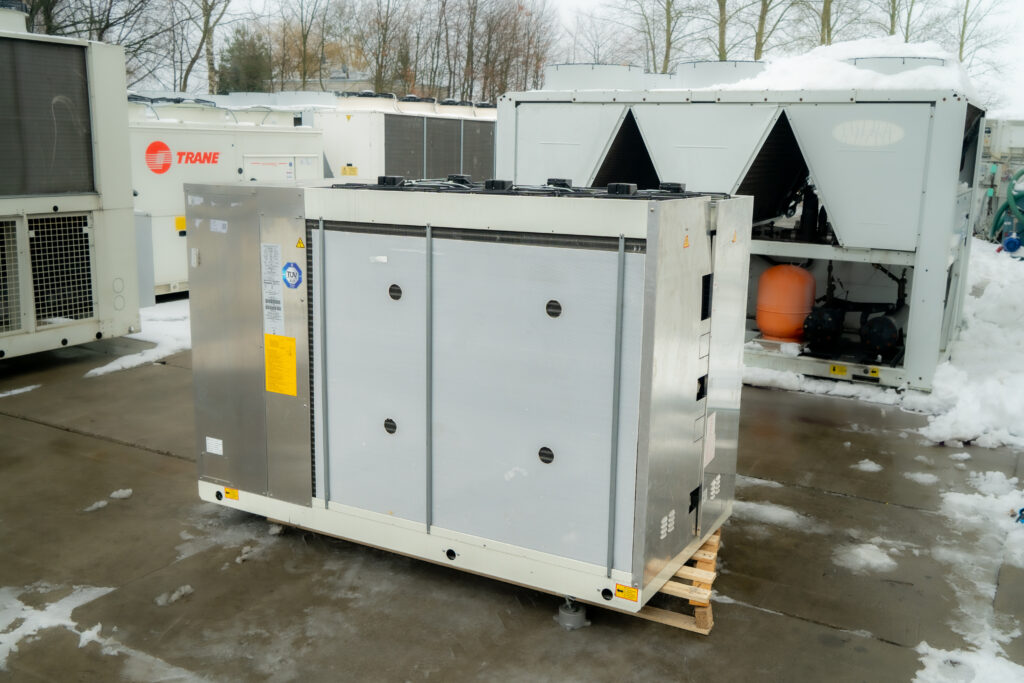 Чиллер/Тепловой насос  Climaveneta AWR HT D LN CA E 0152 44.5 кВт/50.4 кВт