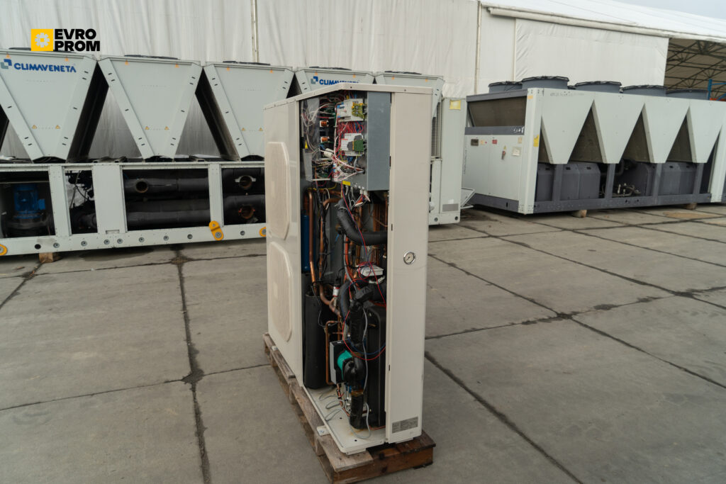 Чиллер/Тепловой насос SYSTEMAIR 24 AIR EVO PH 23.15 кВт/23.5 кВт