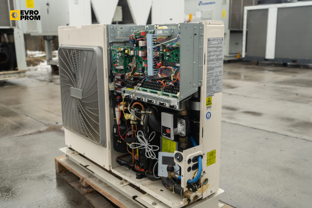 Чиллер/Тепловой насос CLIVET WSAN-YMi 31 6.3 кВт / 6.8 кВт