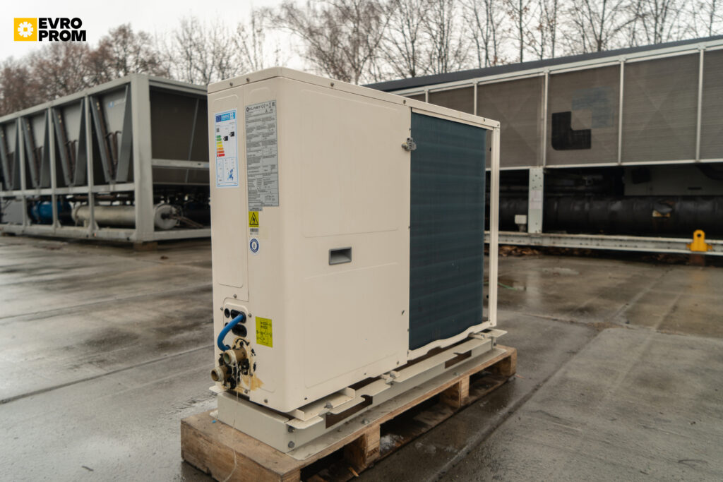 Чиллер/Тепловой насос CLIVET WSAN-YMi 31 6.3 кВт / 6.8 кВт