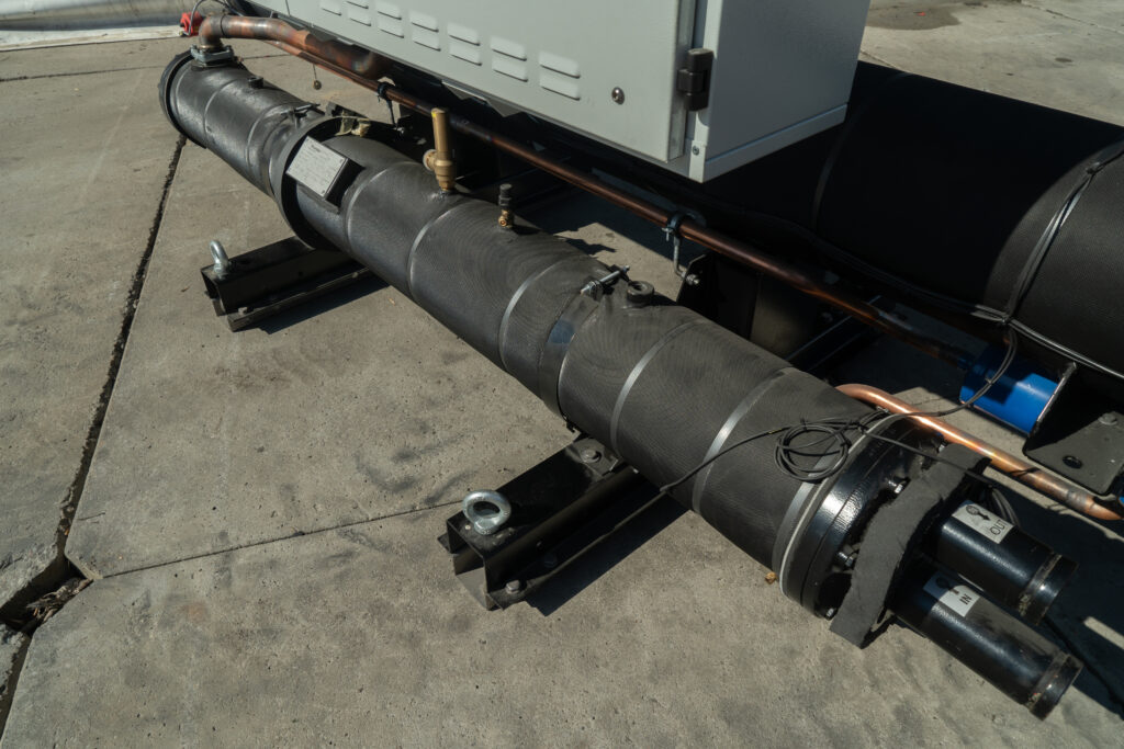 Watercooled chiller/Heat pump Climaveneta FX W H 0551 124.3 kW/141.1 kW