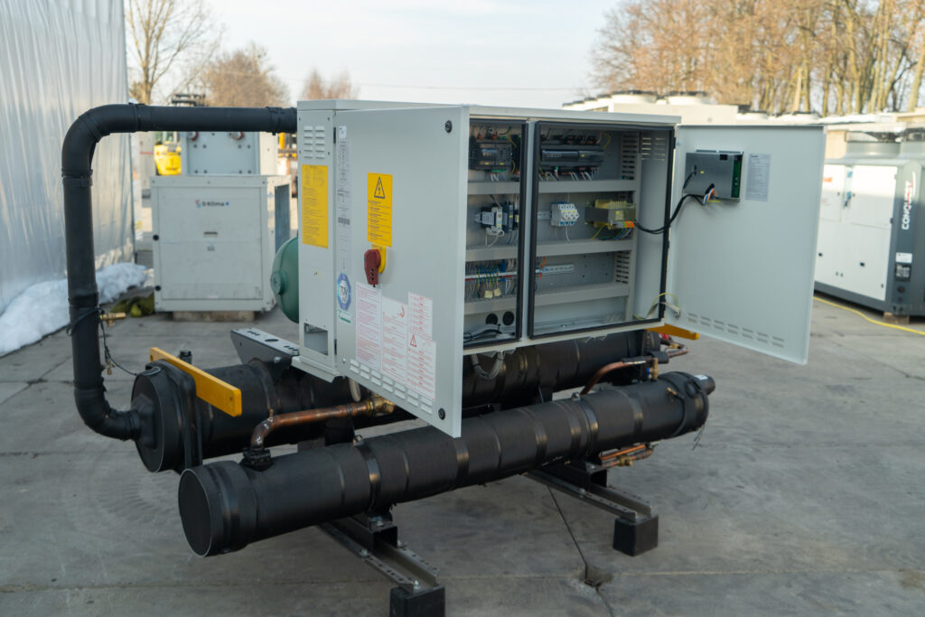 Watercooled chiller/Heat pump Climaveneta  FOCS W H 0501 106 kW/122 kW