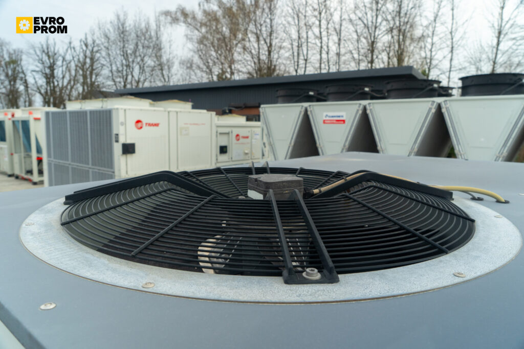 Kaltwassersatz/Wärmepumpe CIAT AQUACIAT2 ILDC 240V 61.5 kW/64.1 kW