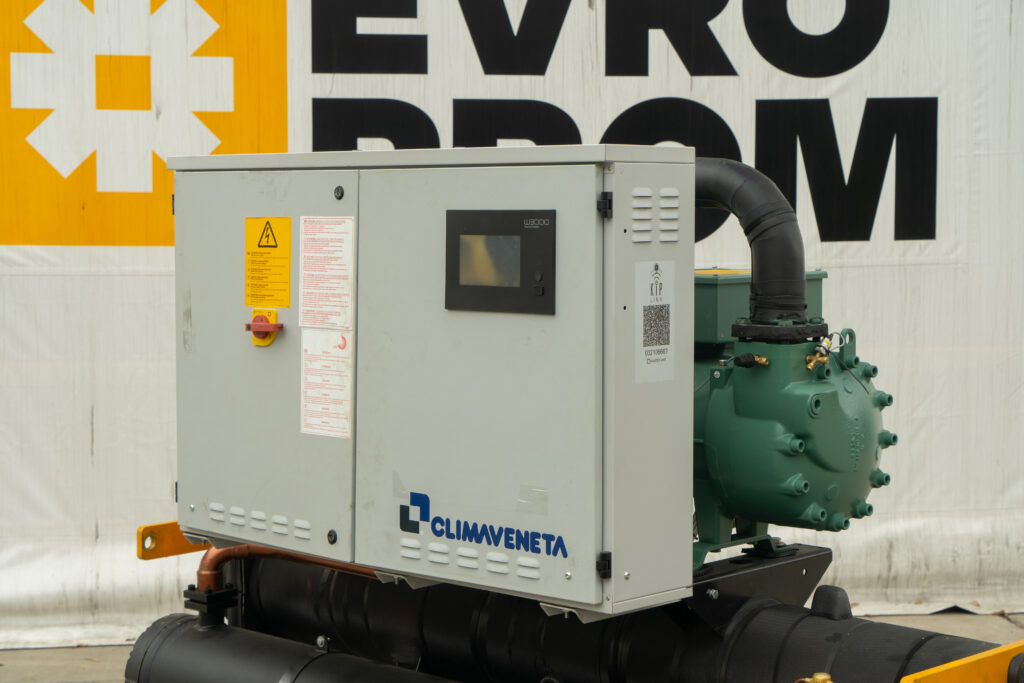 Чиллер Climaveneta FX W 0951 221.1 кВт
