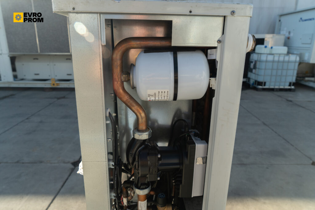 Чіллер CLIMAVENETA MECH IB G07/S 15Y 14.93 кВт