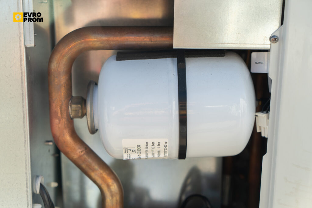 Чіллер CLIMAVENETA MECH IB G07/S 15Y 14.93 кВт