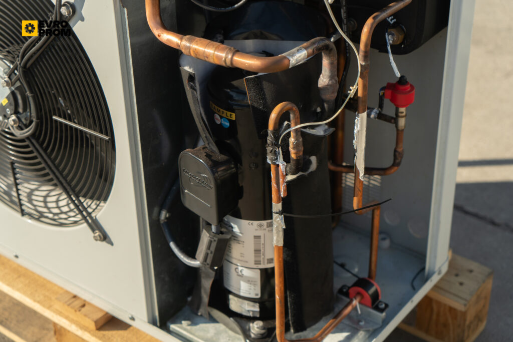 Чіллер CLIMAVENETA MECH IB G07/S 15Y 14.93 кВт