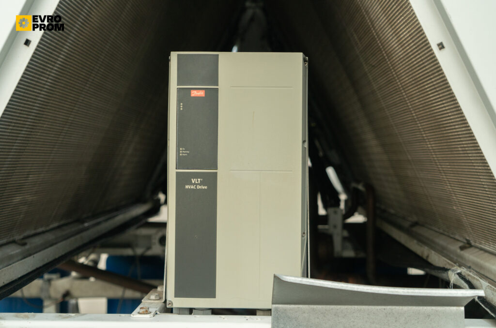 Aircooled chiller/Heat pump CARRIER 30RQ 0522 465 kW / 560 kW