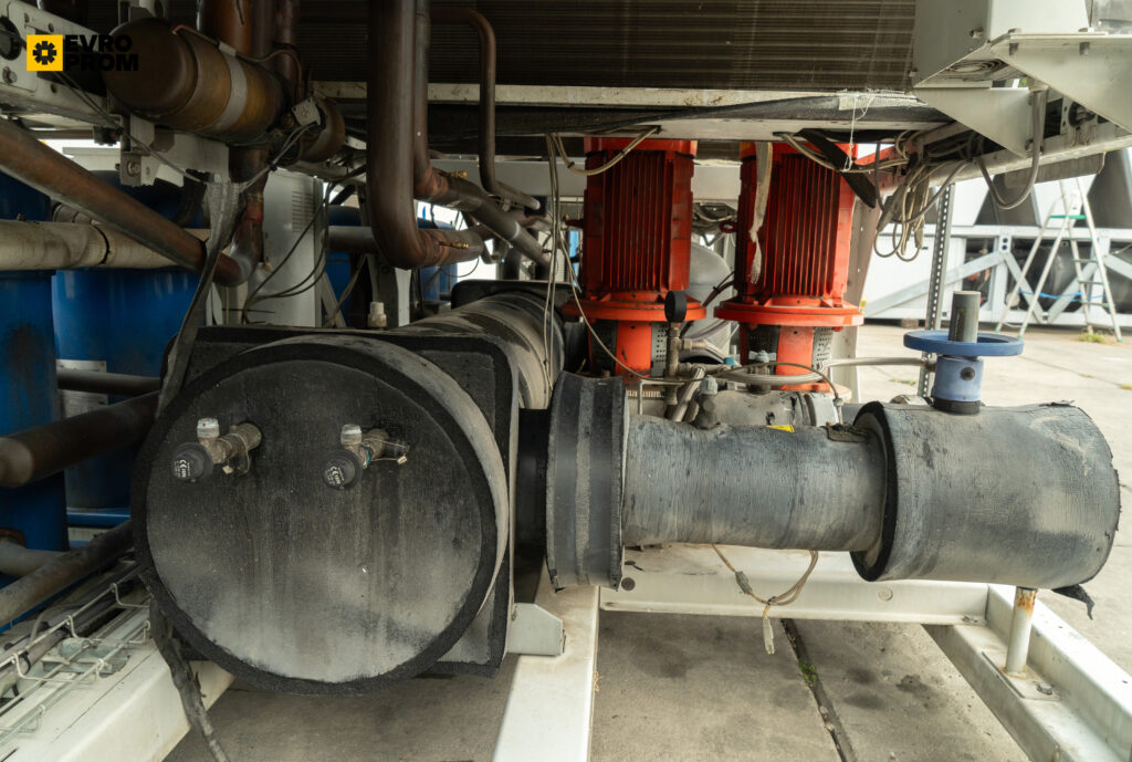 Aircooled chiller/Heat pump CARRIER 30RQ 0522 465 kW / 560 kW